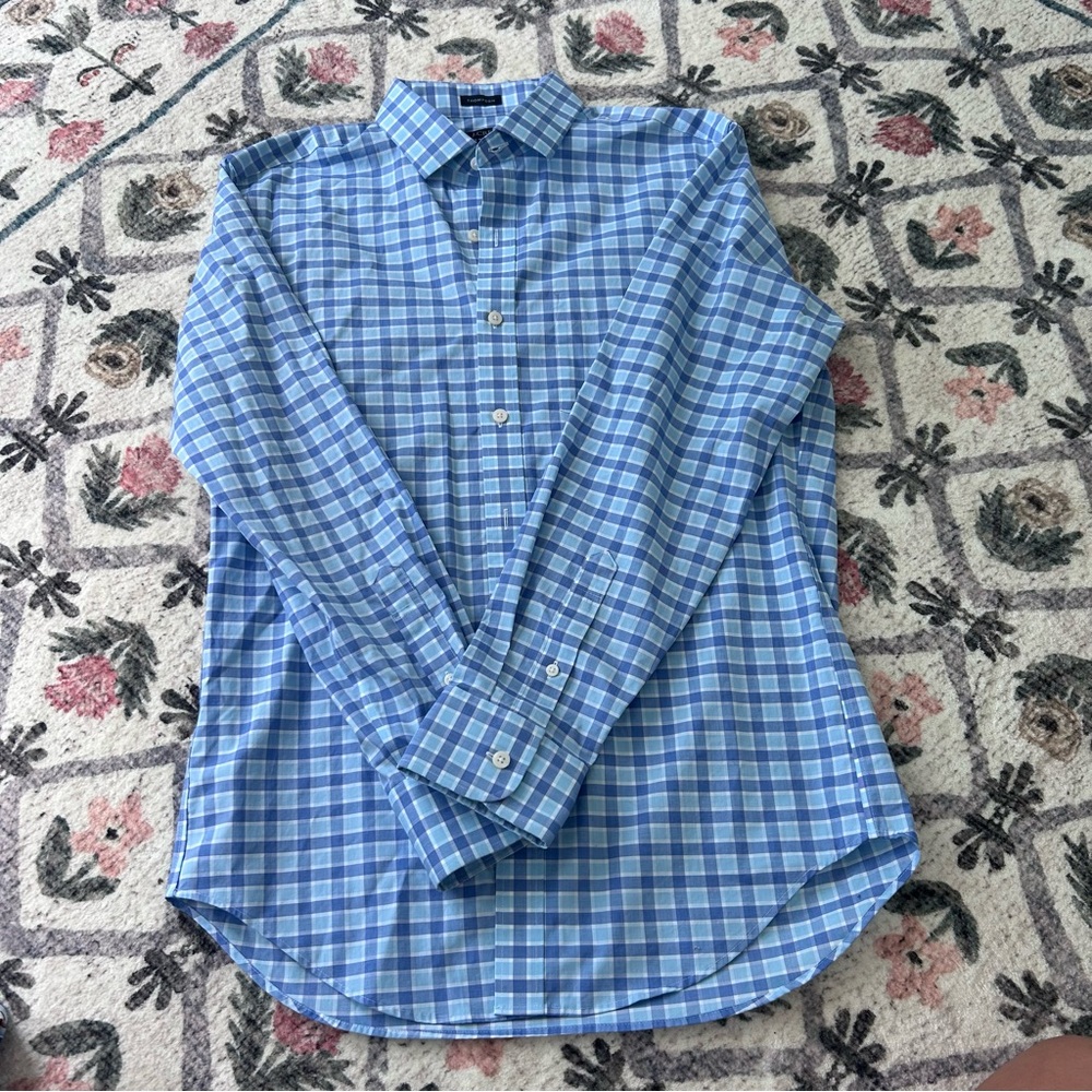J Crew men’s button down dress shirt size M purple & blue check